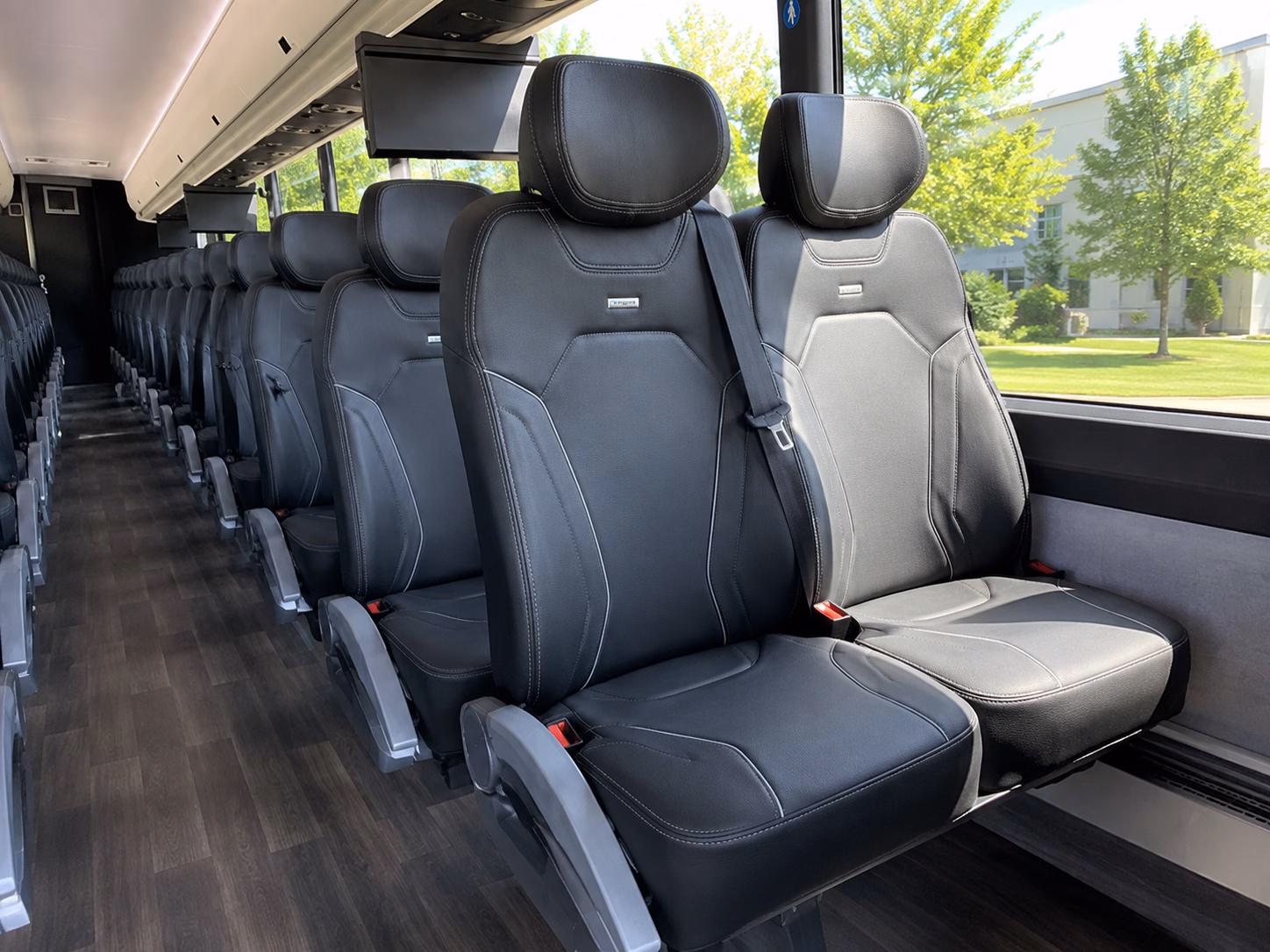 atlanta construction and film crew shuttle buses