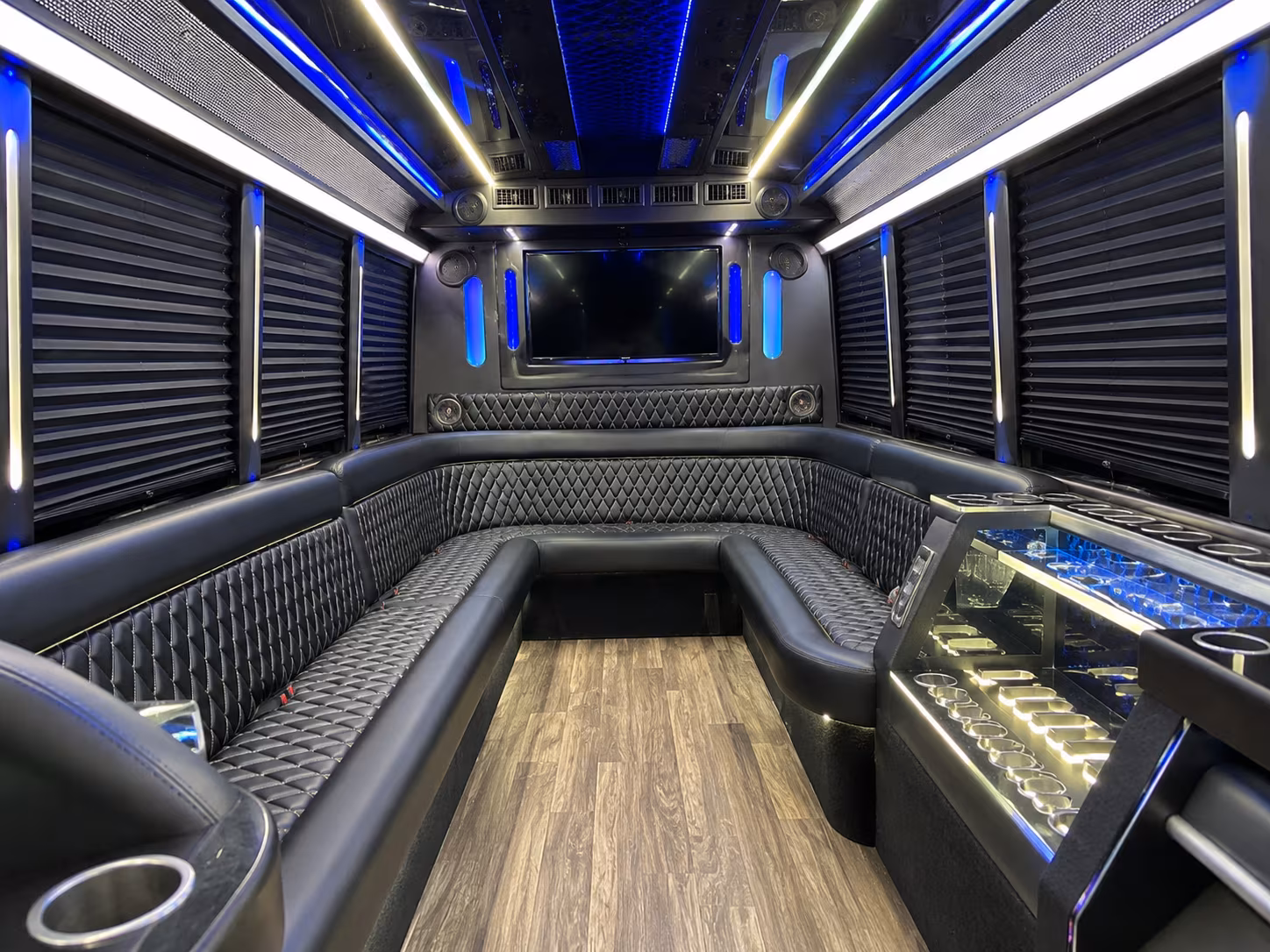 rent an atlanta prom party bus or charter bus today
